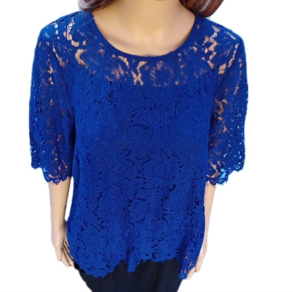 AUW L lace overlay top - Picture 2 of 10